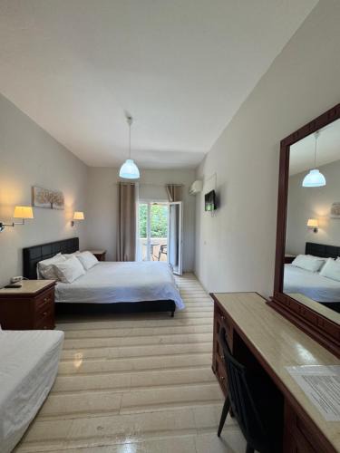 Acharavi House | Olive Garden Studios & Apartments