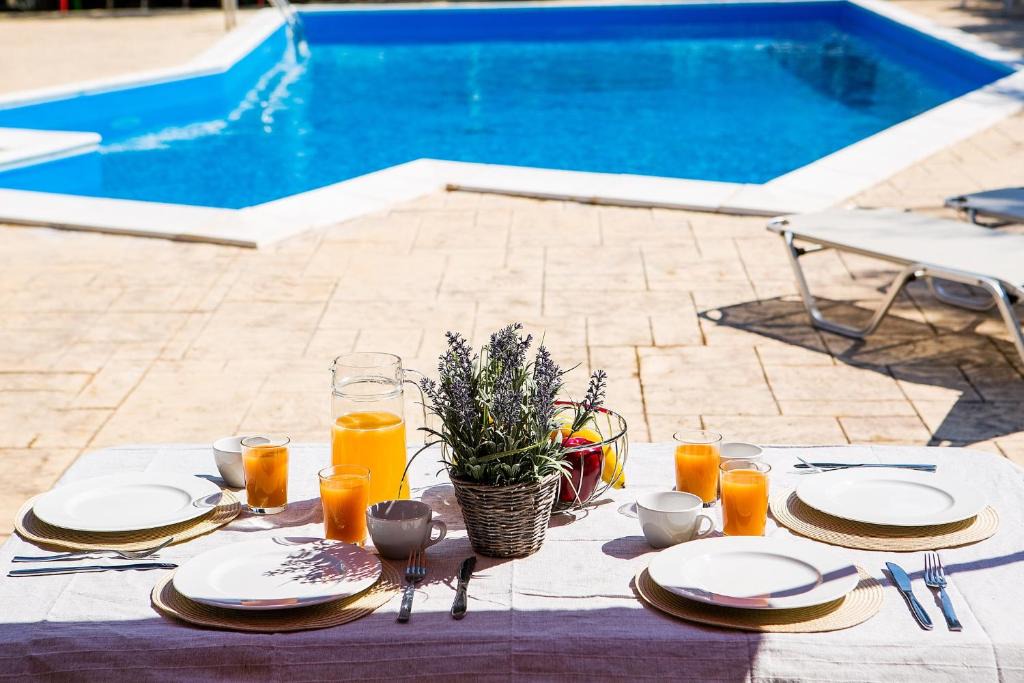 Benitses Apartment | Olive Grove Poolside Apartments