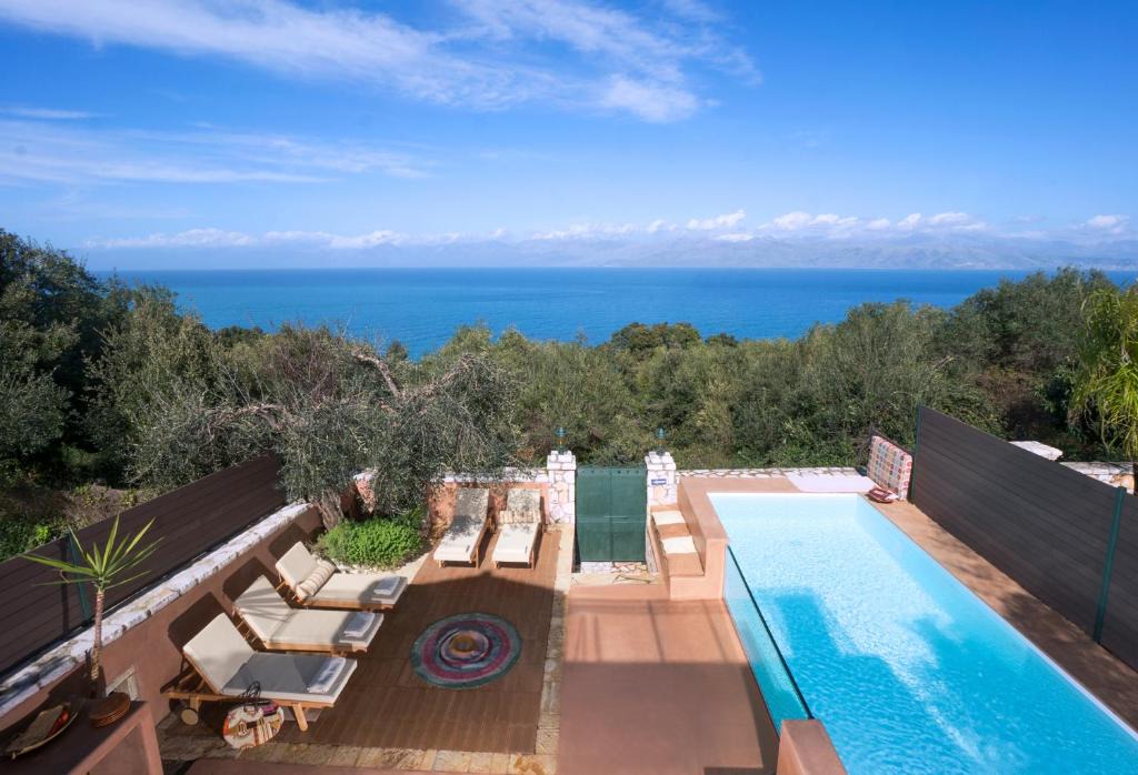 Agios Spyridon Corfu Villa | Olivia on Sea