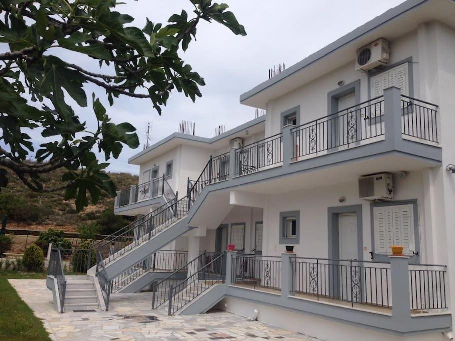 Isthmia Apartment | Paleo Kalamaki