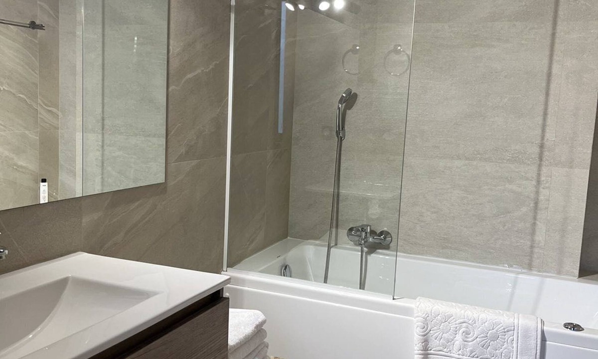 Alimos Villa | Palmyra Athens -Luxury Greek villa - just 5 min from the beach