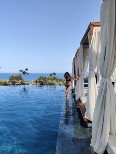 Varvara Apartment | Panorama Apartments updated with infinity pool