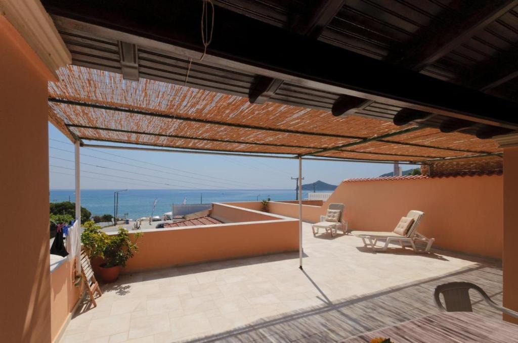 Agios Georgios Pagon House | Patras Roof apartment