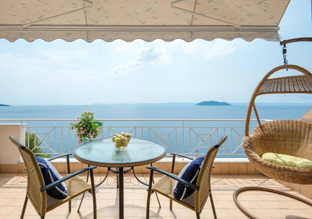 Neos Marmaras Apartment | Pentahouse sea view in Neos Marmaras Greece