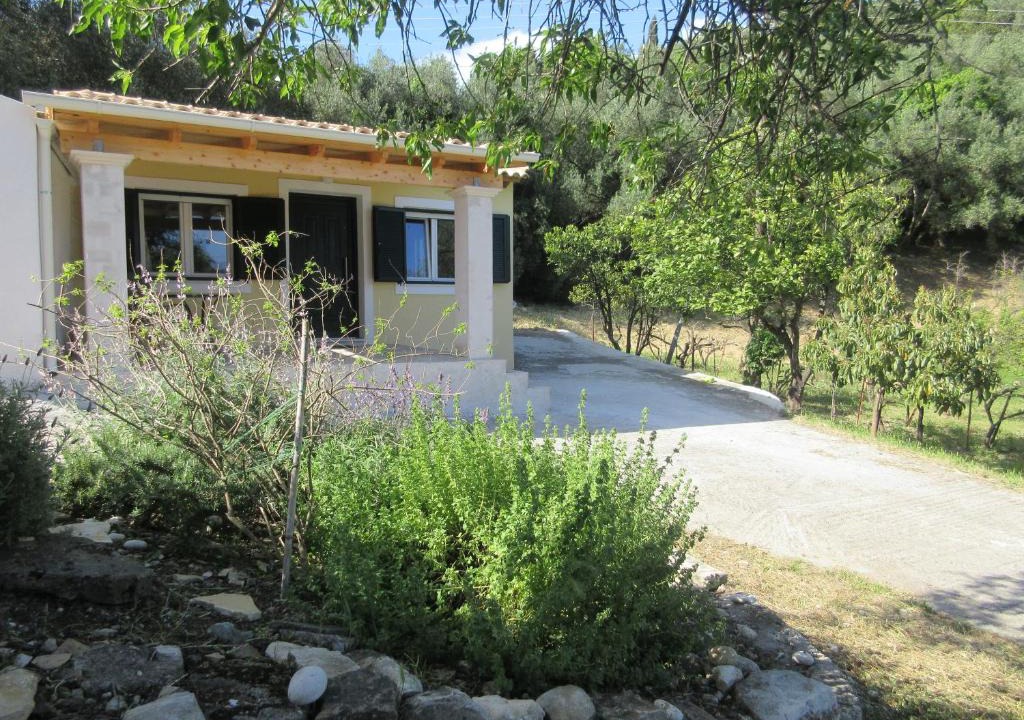 Giannades House | Pepe's studio