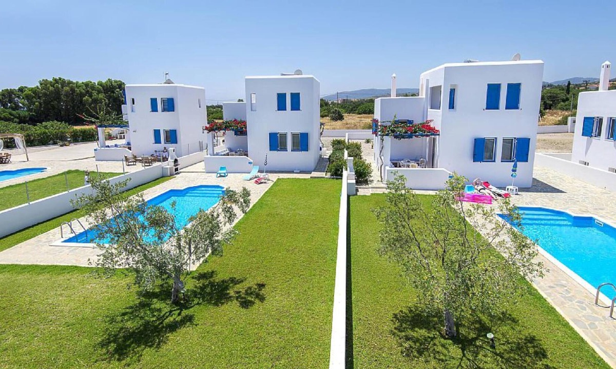 Gennadi House | Perfect vacation in a beautiful holiday house with pool, garden, wifi | Rhodos