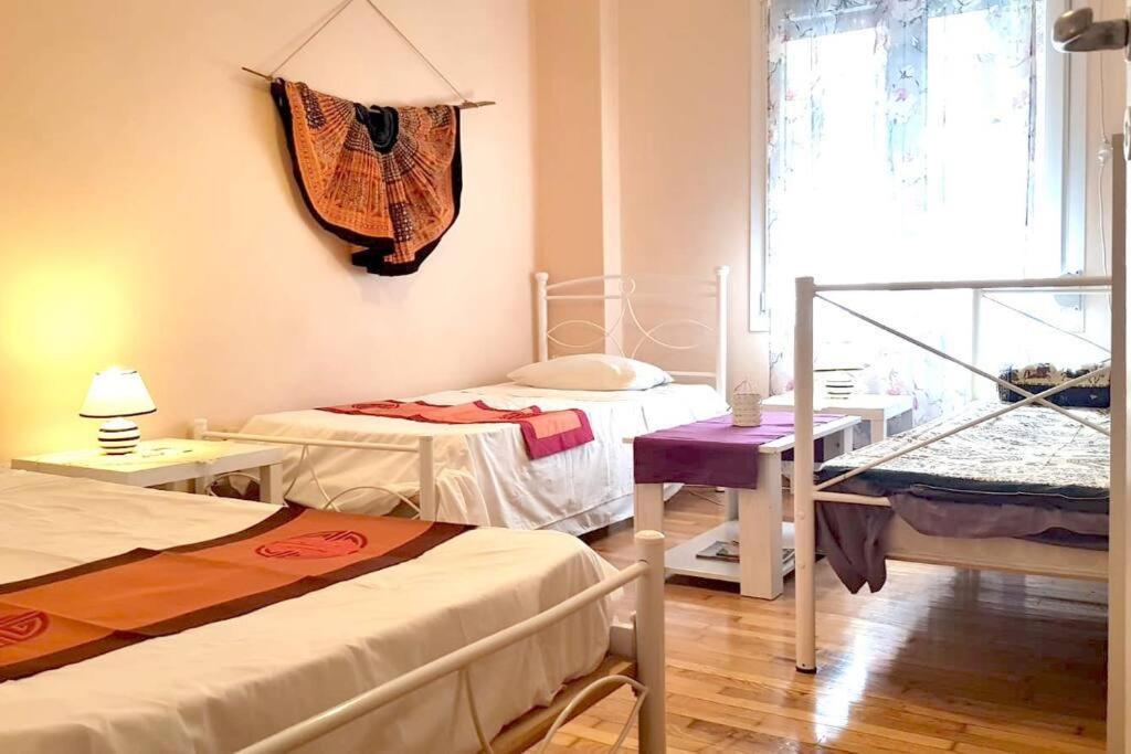 Platia Viktorias Apartment | Picolino