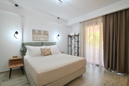 Paralia Skotinis Apartment | Platanos Luxury Rooms