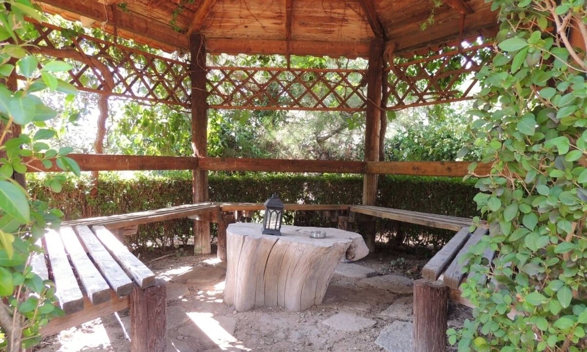 Megalos Prinos Villa | Private Bungalow in the Kazaviti Estate - Ideal for Relaxing Holidays for Two!