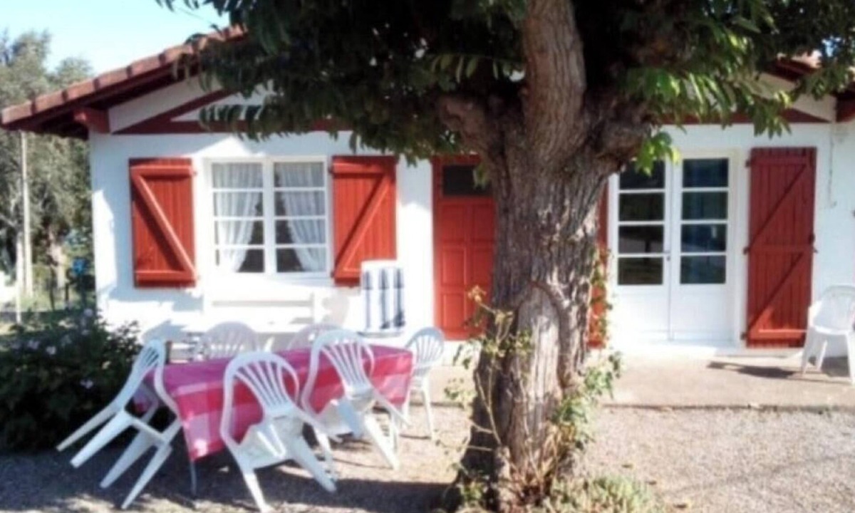 Mendionde House | Quiet house for rent Mendionde
