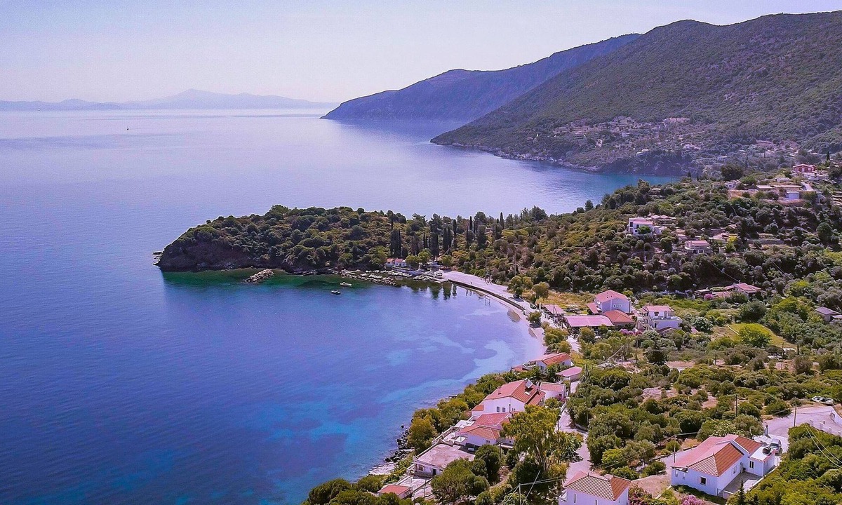 Lavreotiki Villa | R 1302 Anker Red Villa With Safe Deposit Box, Sea view & Sofa Bed