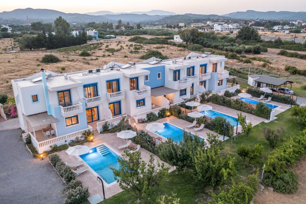 Gennadi Villa | RITA MARE seafront villas heated Pools