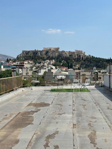 Psirri Apartment | Rooftop in Psyrri- 360 Athens view