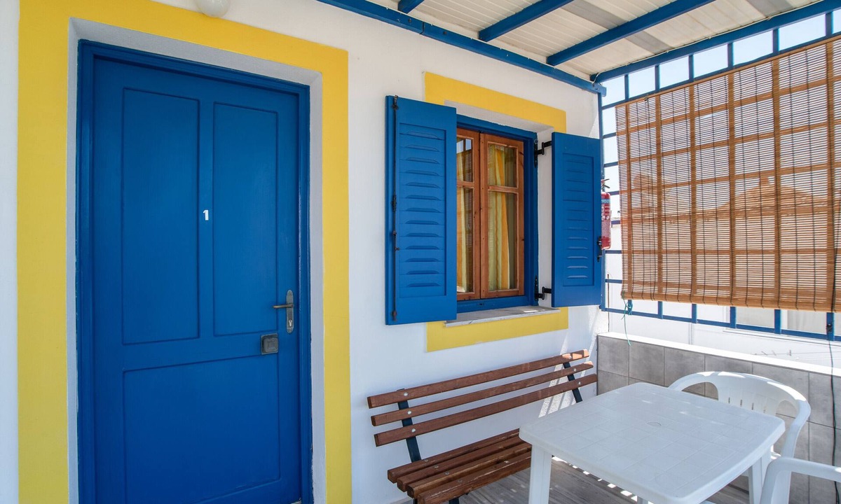 Logaras Apartment | Room 'Studio 1' with Mountain View, Wi-Fi and Air Conditioning