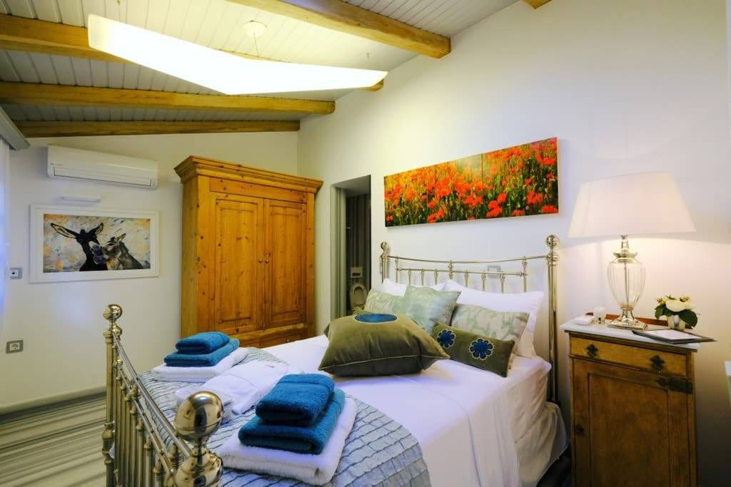 Myrina Apartment | Rosemary Room - Limnos Experience