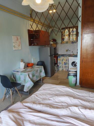 Xiro Chorio Apartment | Route 66 Arizona 7