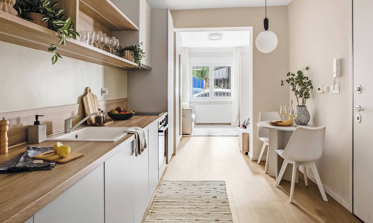 Neapoli-Sykies Apartment | Sanders New Town - Homely Studio Apartment