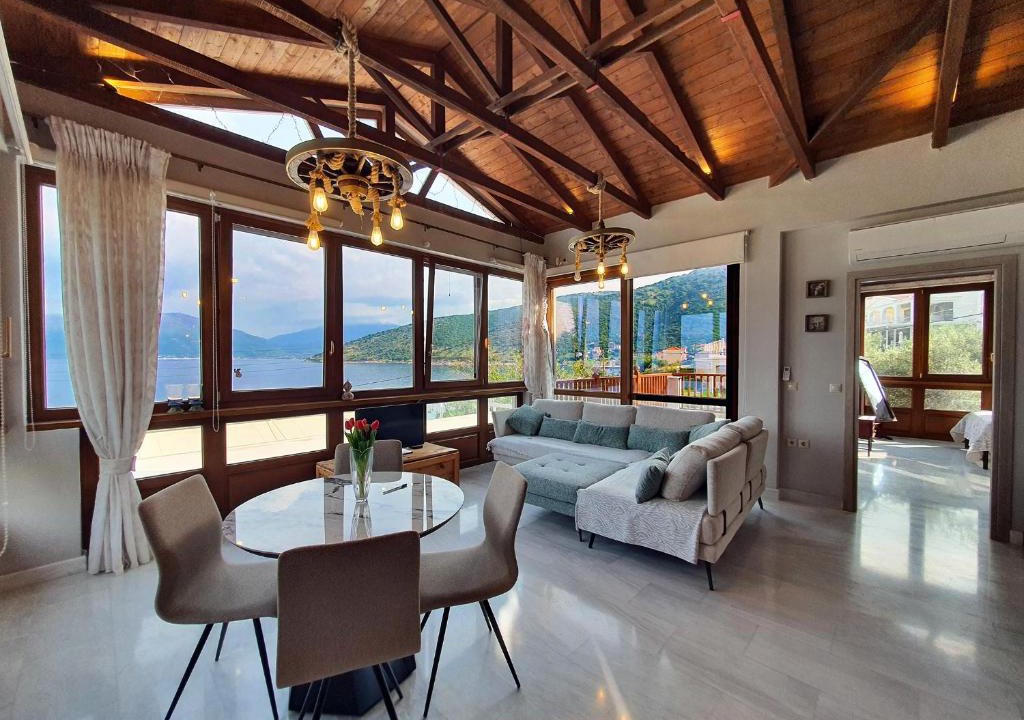 Agia Efimia Apartment | Sea Rock Apartment