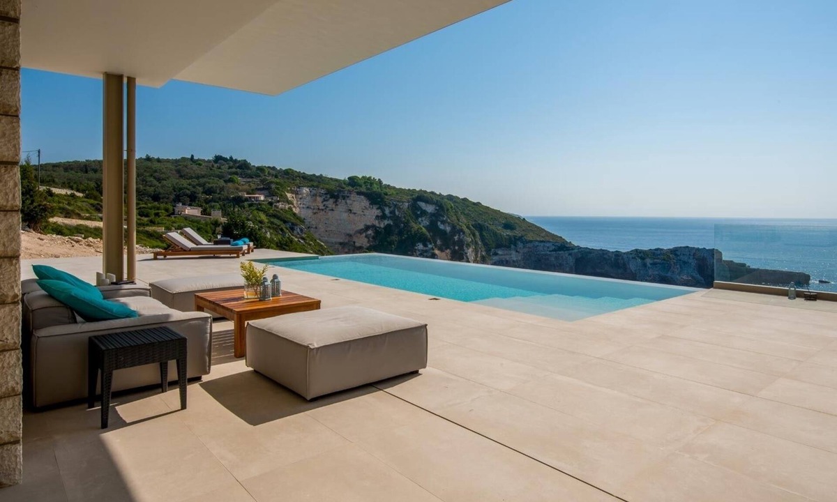 Mpogdanatika Villa | SeaWhisper Villa - Four Bedroom Villa, Sleeps 8