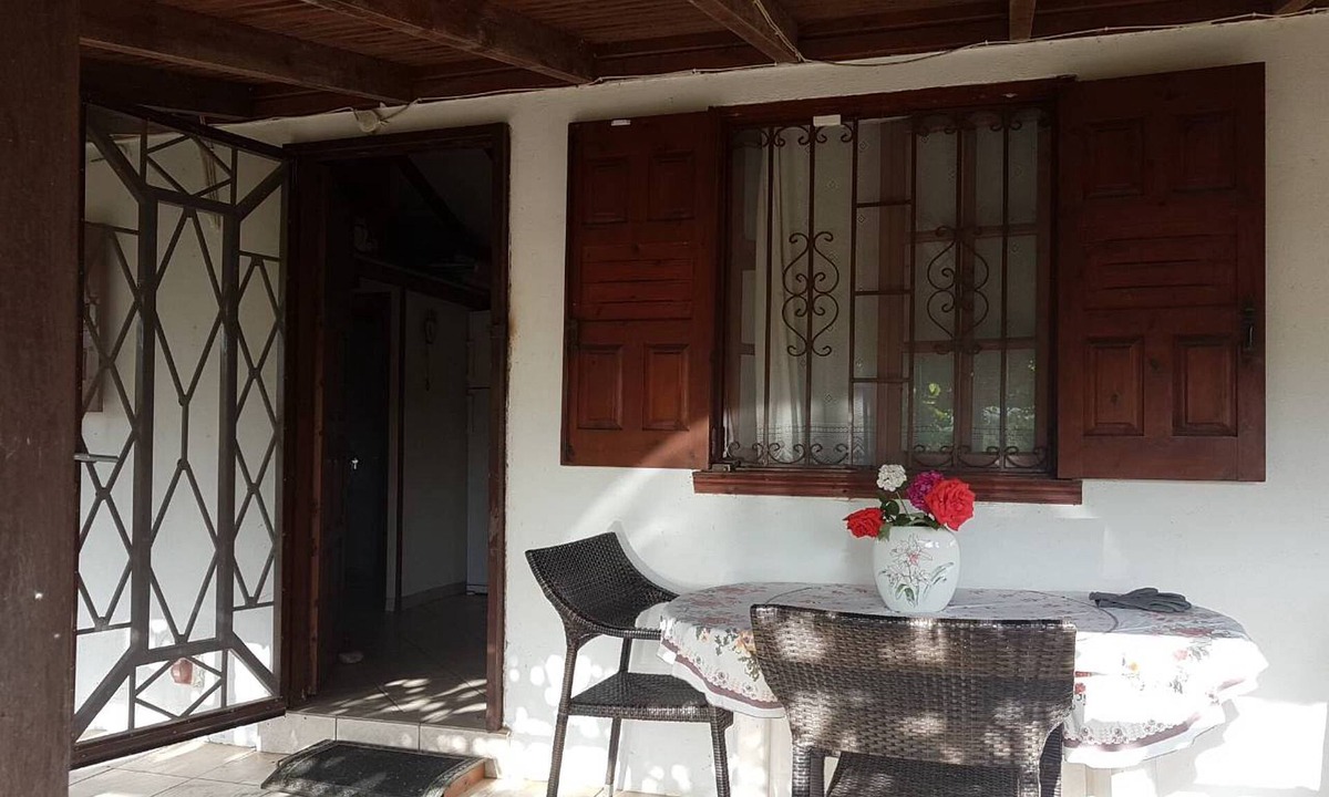 Gythio House | Skala Cottage holiday under the sun