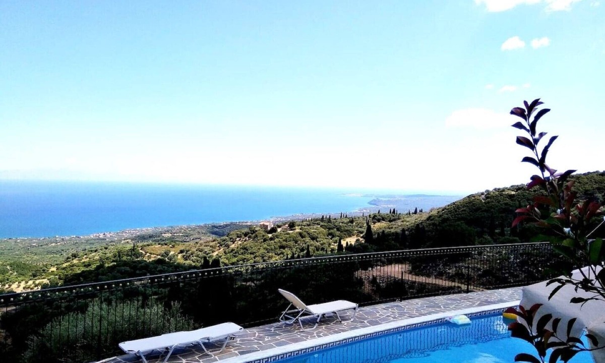 Mathia Apartment | Spacious apartment with panoramic view
