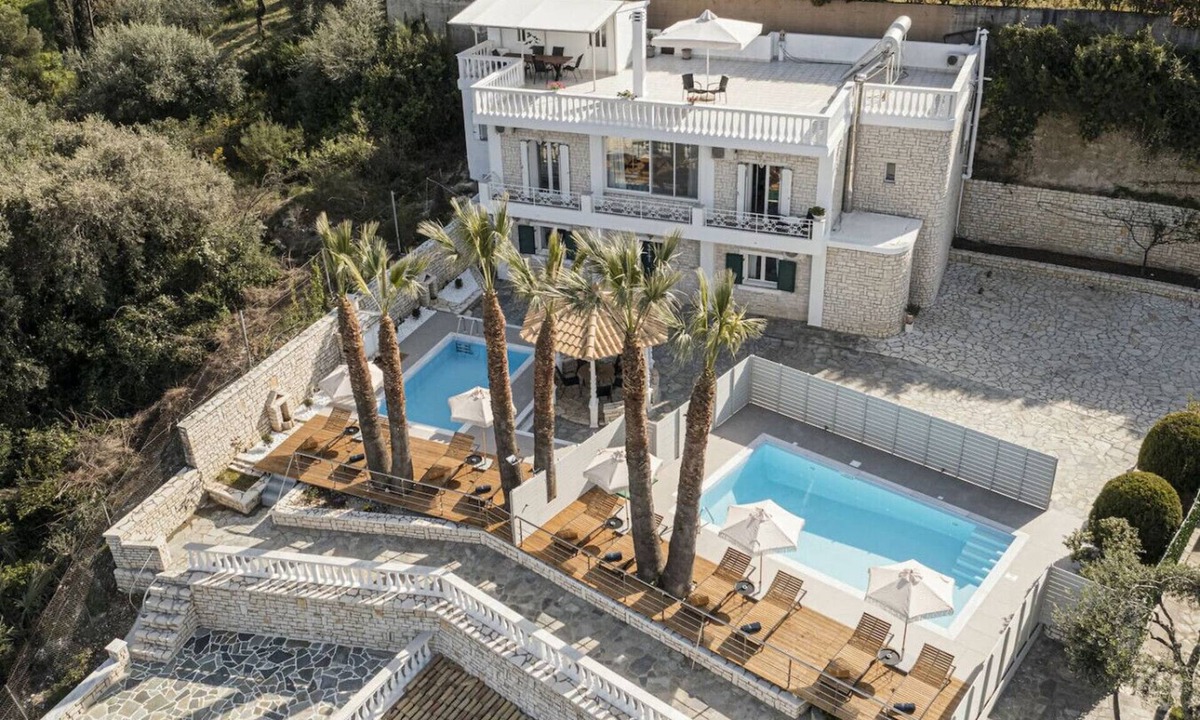 Gouvia Villa | Spacious villa with stunning sea views in Gouvia near Corfu Town, great for multigenerational travel