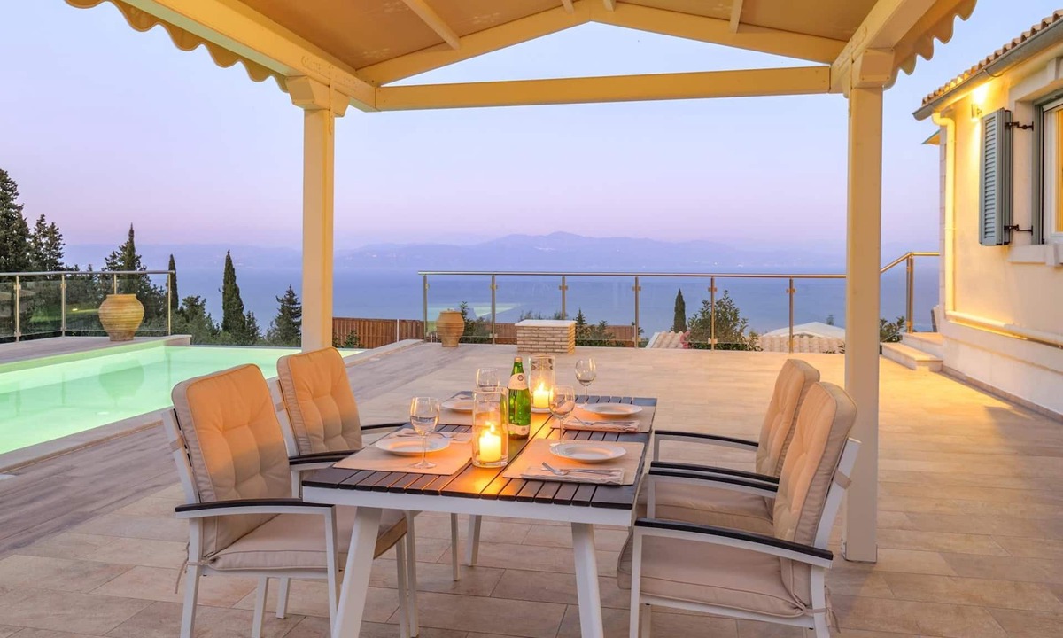 Ieromonachos Villa | Steno - 2 Bedroom Villa With Wonderful sea Views