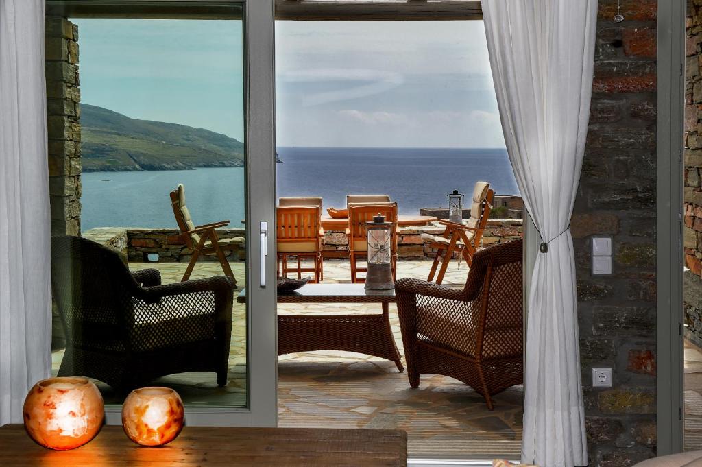 Koundouros Villa | Stone Villa with Sea View