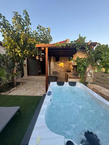 Faistos Apartment | Studio Eleni - Oasis holiday houses