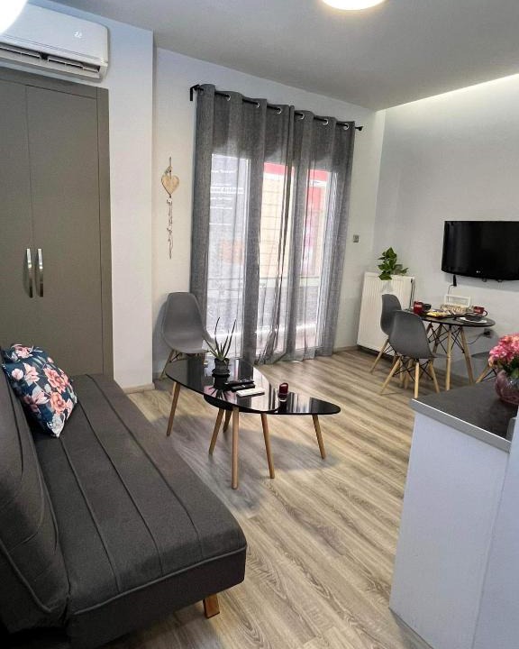 Mousio Apartment | Sweet & modern flat at the center of Athens