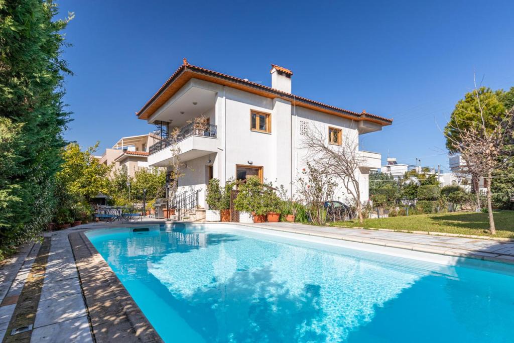 Alimos Apartment | Terpsichore