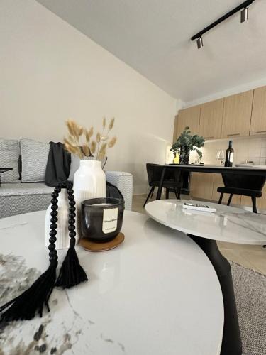Nea Khili Apartment | The Lumen