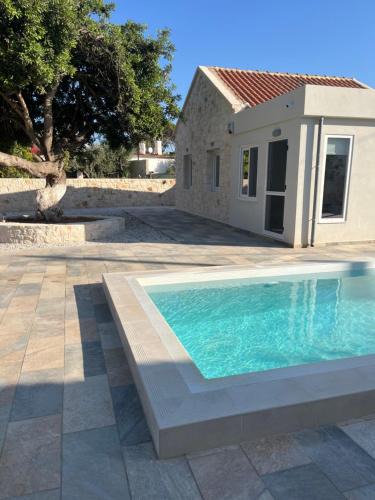 Stavros Villa | The Well, Stavros