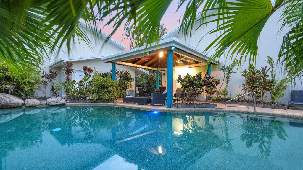 Trinity Beach Apartment | Trinity Beach Pacific