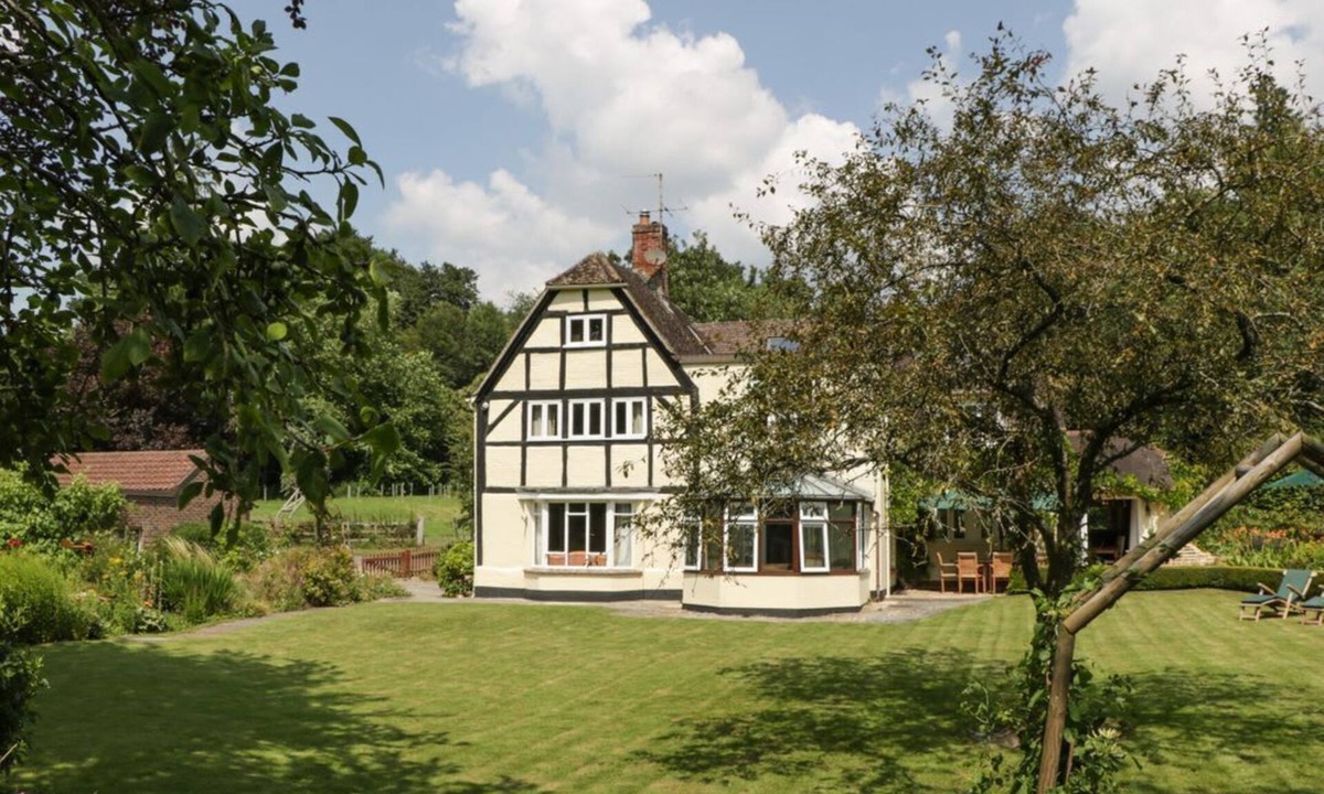 Devizes House | Valley House, Devizes