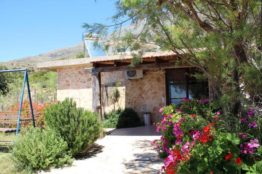 Triopetra House | VANGELIS-Triopetra