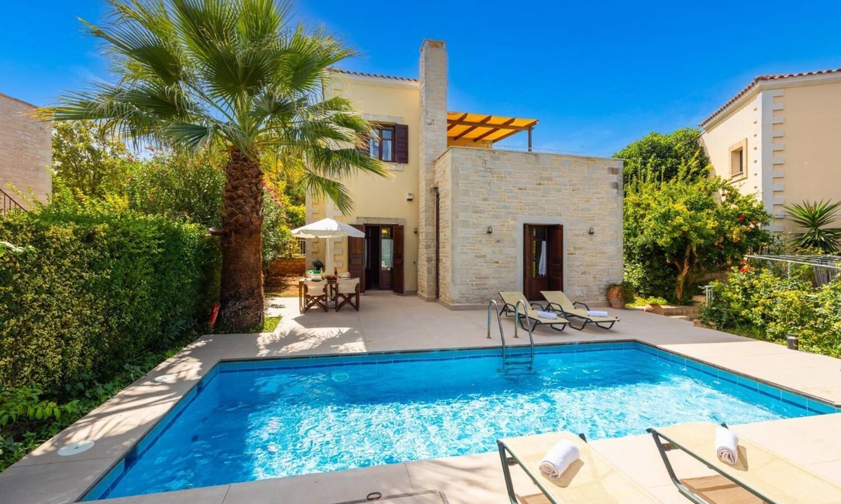 Prines Villa | Villa Aloe - Three Bedroom Villa, Sleeps 8