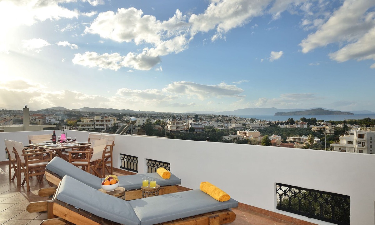 Makrys Tichos Villa | Villa ANVA, amazing views, walk to the beach