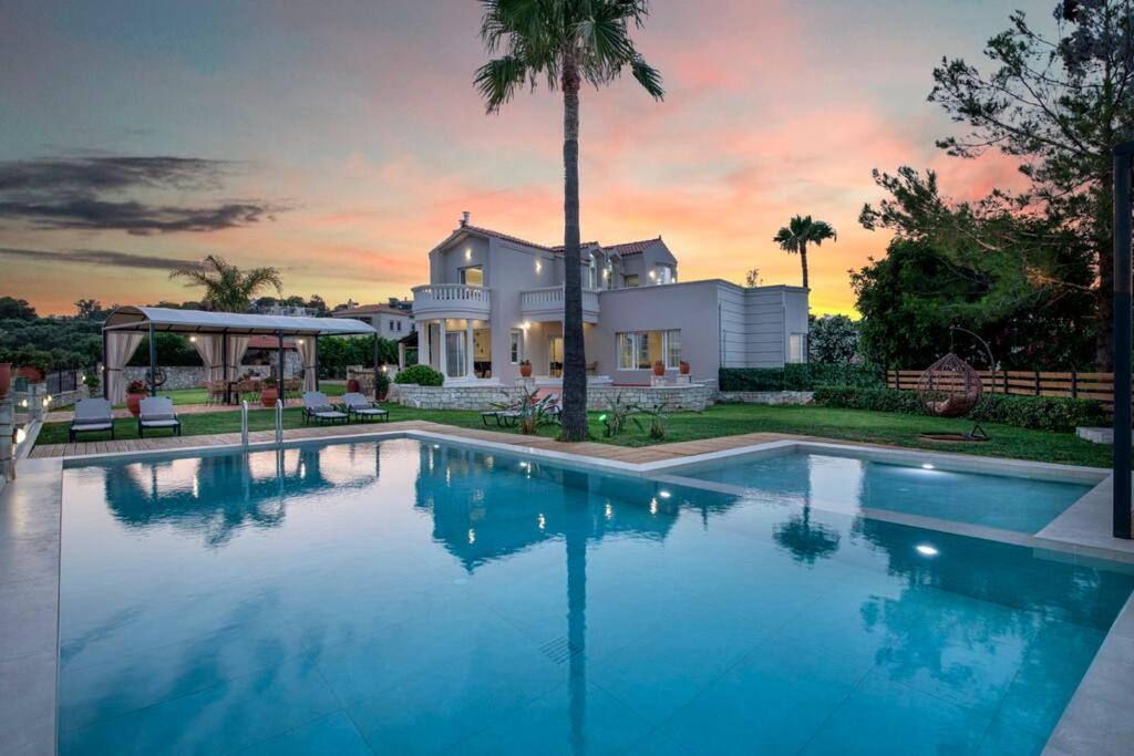 Pitharion Villa | Villa Damant