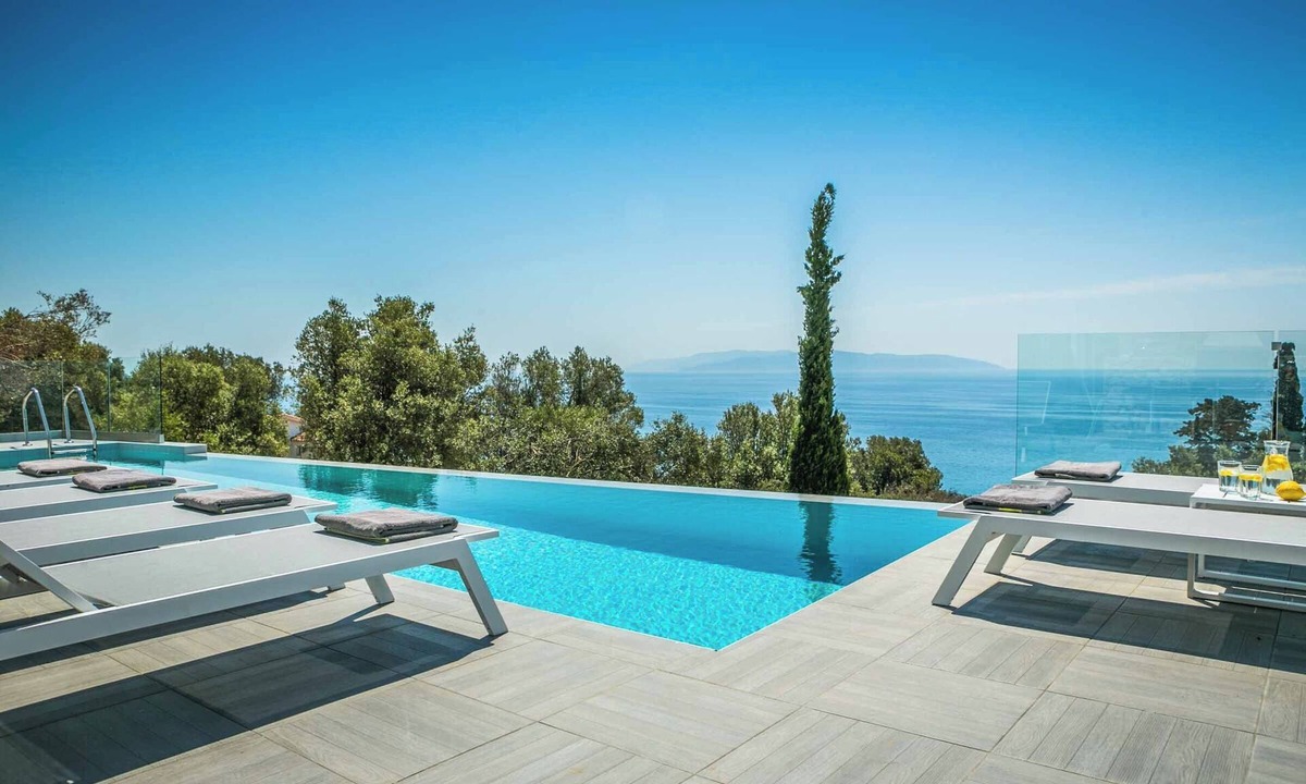 Vlachata Villa | Villa Del Cielo - Three Bedroom Villa, Sleeps 6