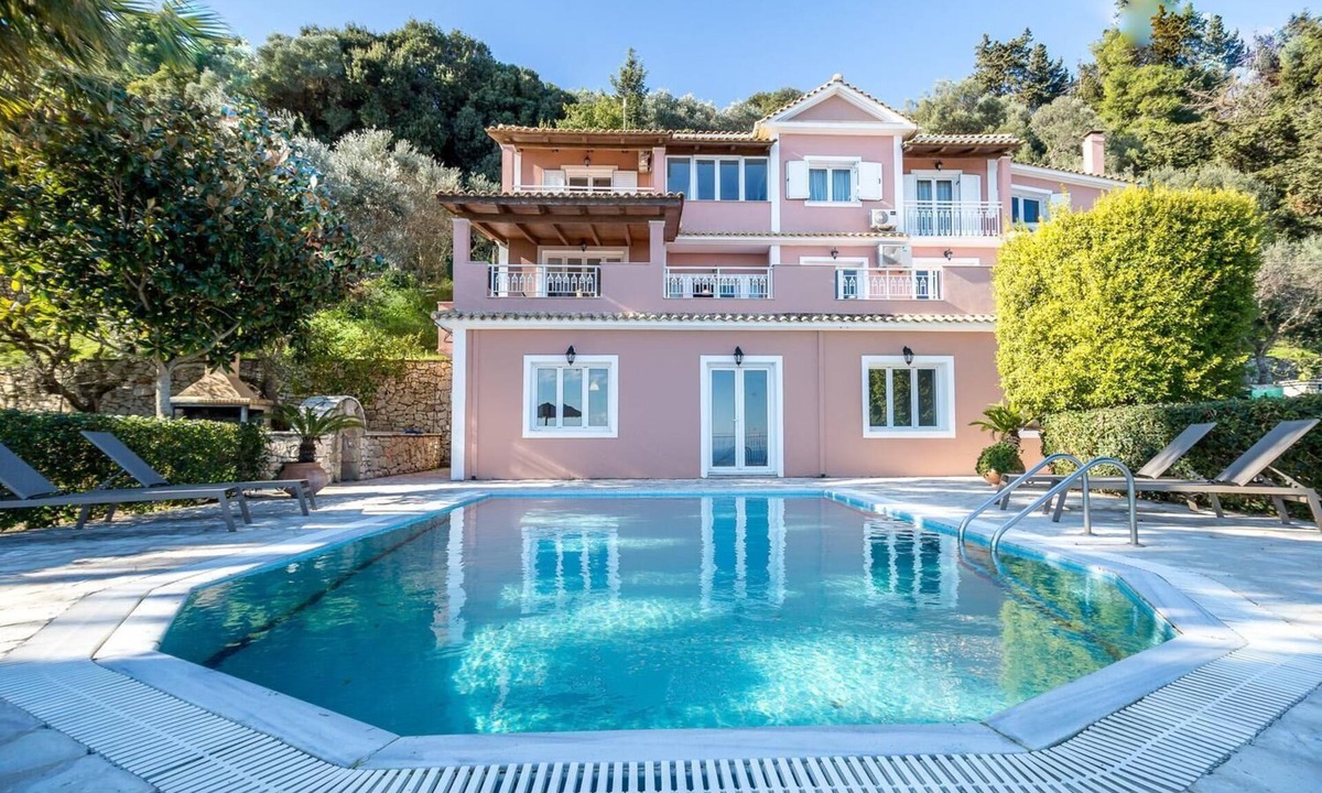 Vasilikos Villa | Villa Doreta - Five Bedroom Villa, Sleeps 9