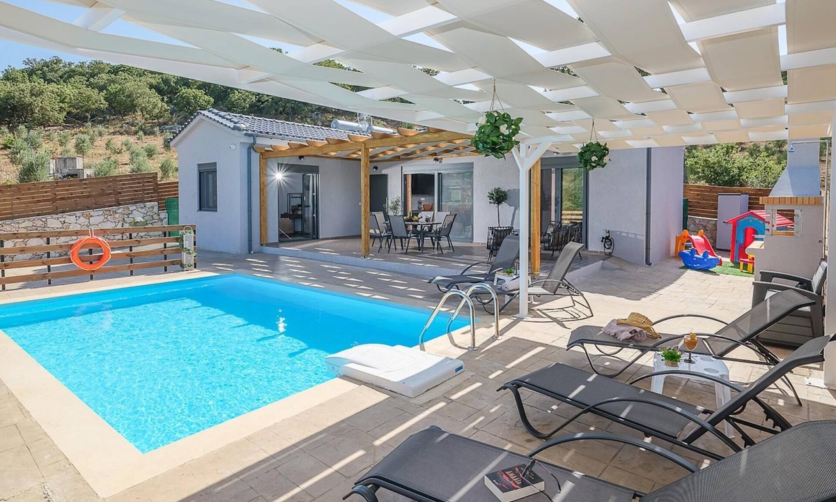 Monopari Villa | Villa Eleonas with private swimming pool