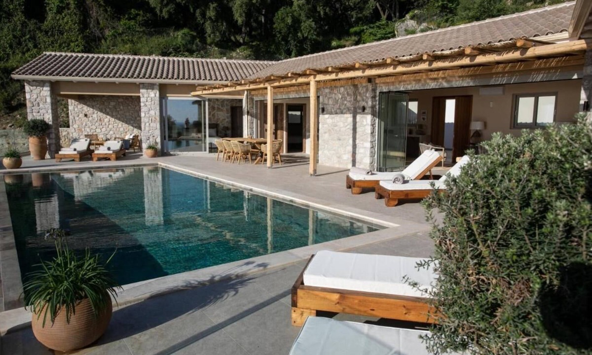 Parga Villa | Villa Elysium Parga Luxury detached property in private grounds