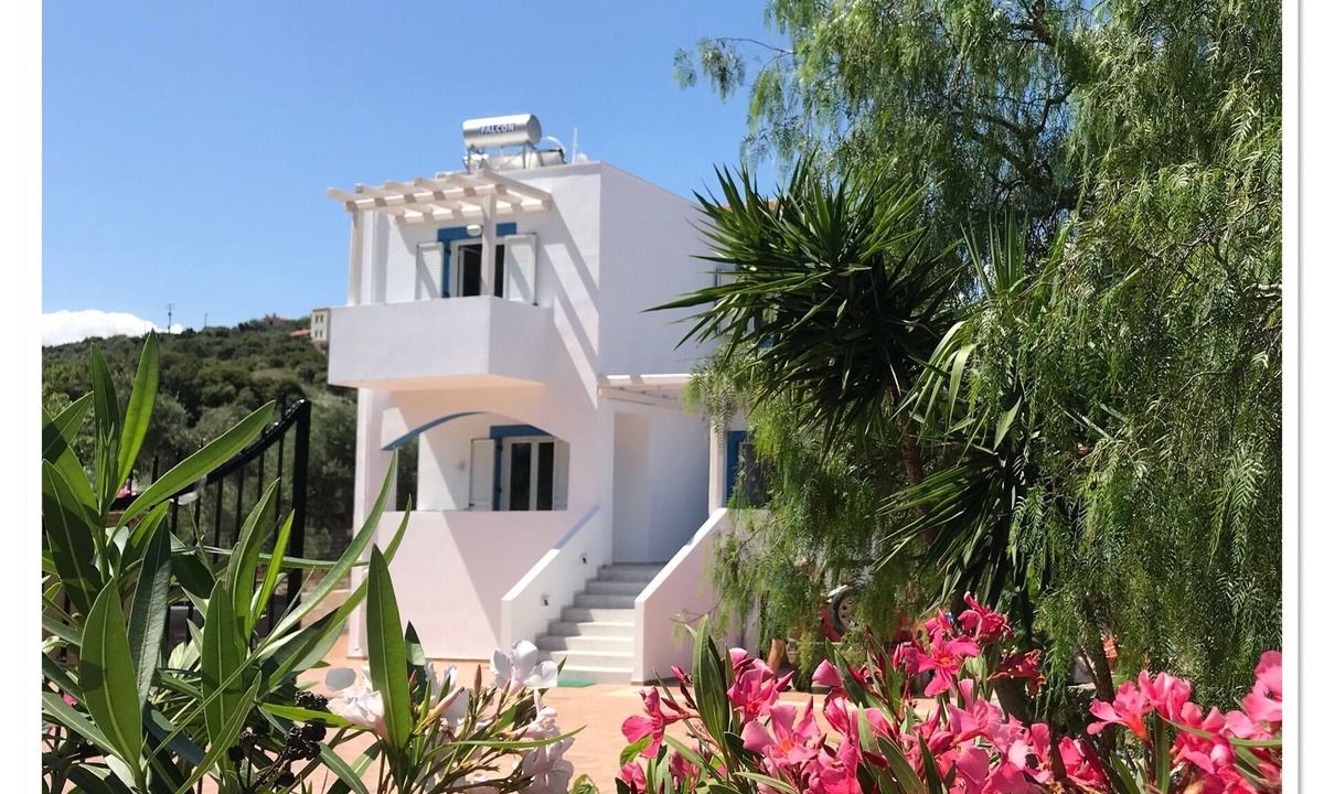 Almyrida Villa | ☀️Villa Iannis ❤️ Almyrida-350m from Sea⛱️ Car not necessary❗️Free Samaria Gorge