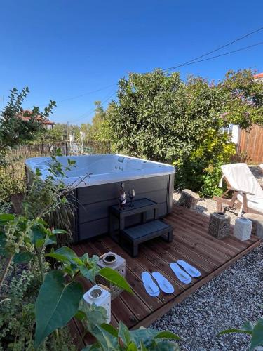 Spanokhorion Villa | Villa Kallisti - private villa with hot tub, large garden, close to the beach