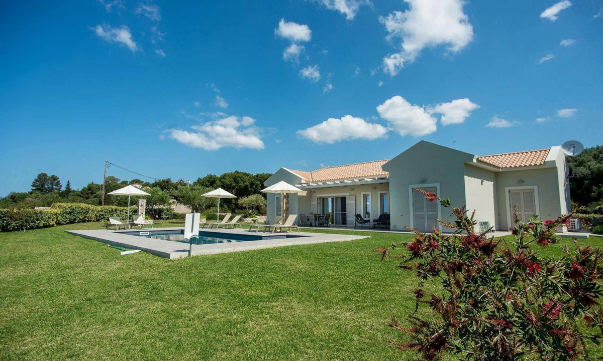 Klismata Villa | Villa La Vie - Three Bedroom Villa, Sleeps 6