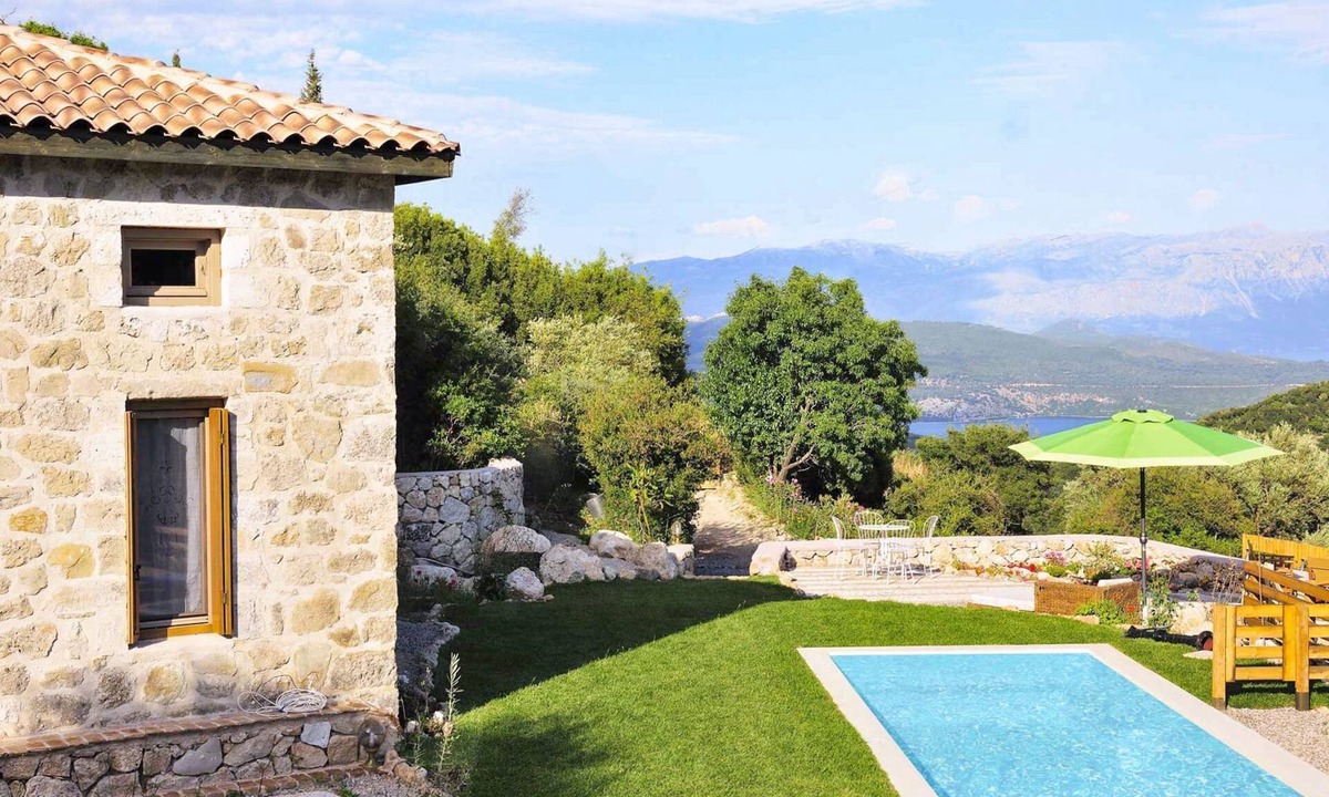 Spanochori Villa | Villa Lazarata - Two Bedroom Villa, Sleeps 4