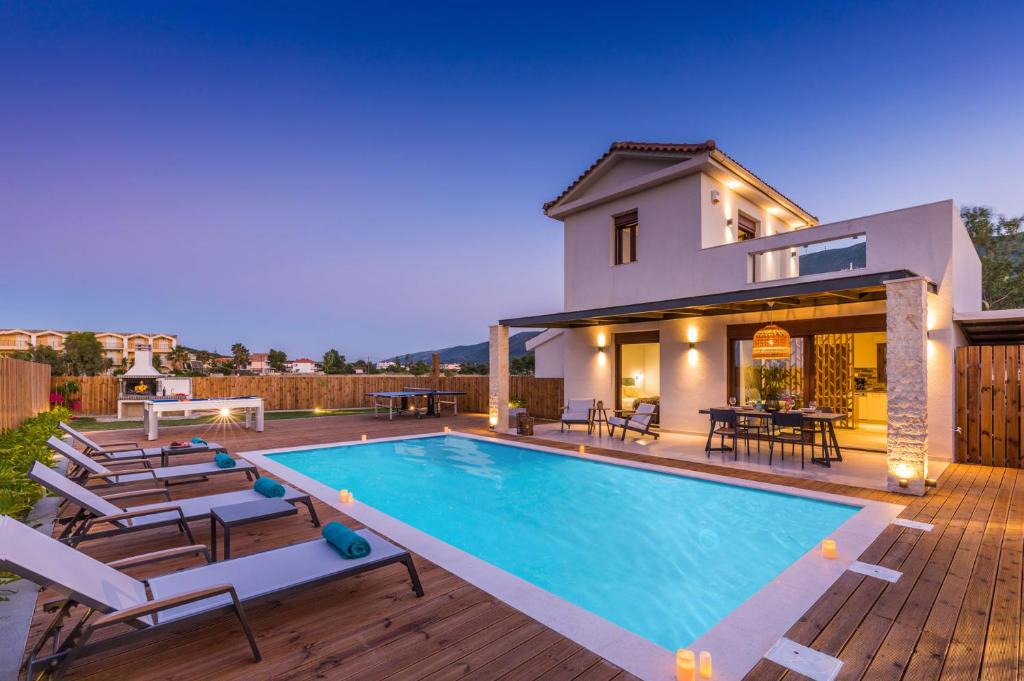 Alykes Villa | Villa Maira Rose by Villa Plus