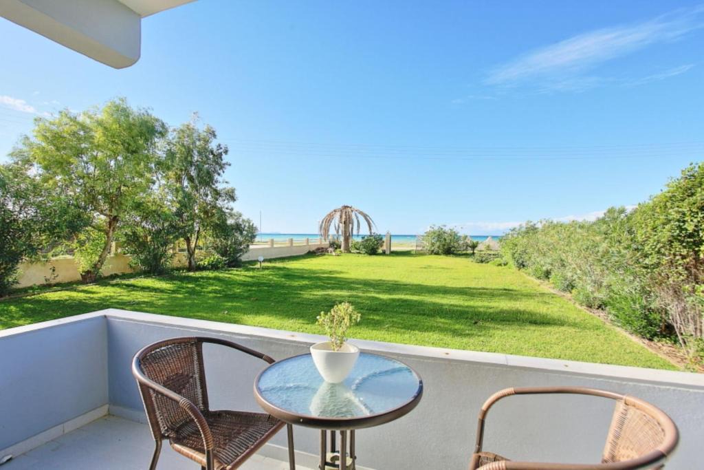 Almiros Beach Apartment | Villa Maria On The Beach