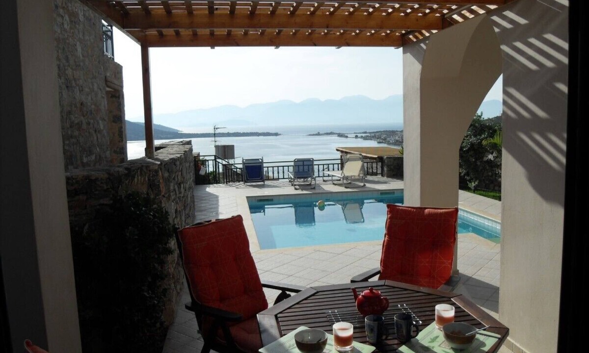 Mavrikiano Villa | VILLA MINOS, Elounda Bay views - Private Pool, near Beach & Shops FREE WI-FI